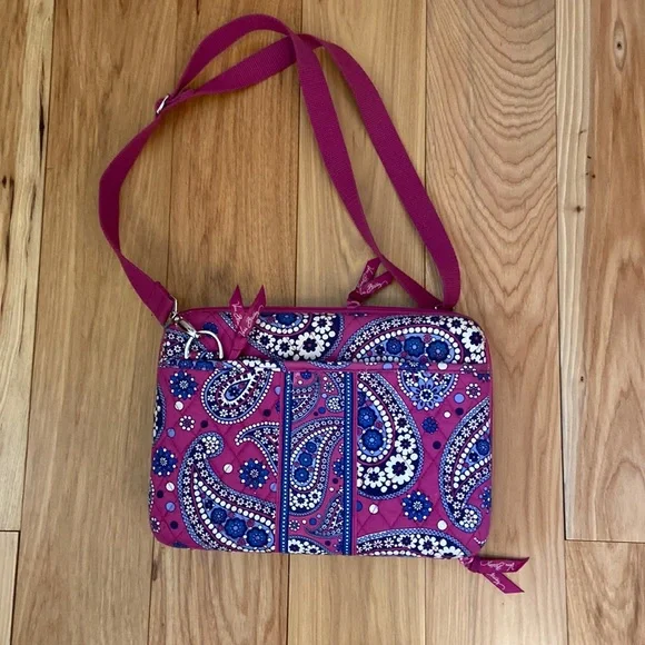 Vera Bradley IPad case - Picture 1 of 4